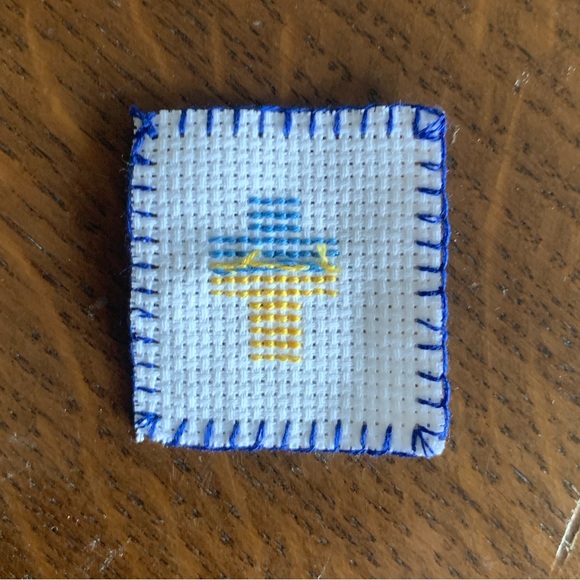 FOR CHARITY $1-$99 Hand-sewn Amulets & Prayer Cards for Ukrainian Soldiers - Picture 4 of 10